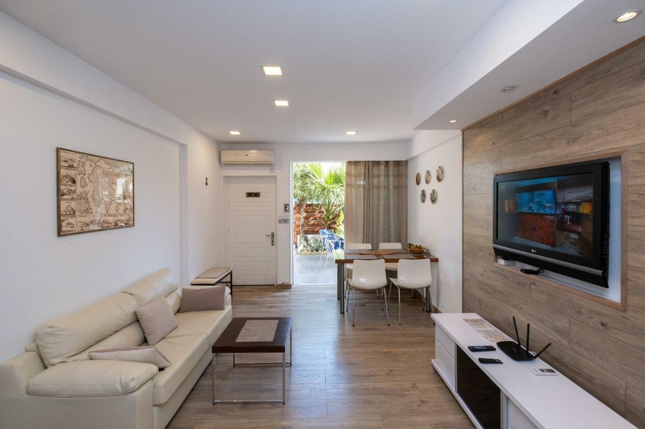 Апартаменти Townhouse By The Sea Pirate Harbor *